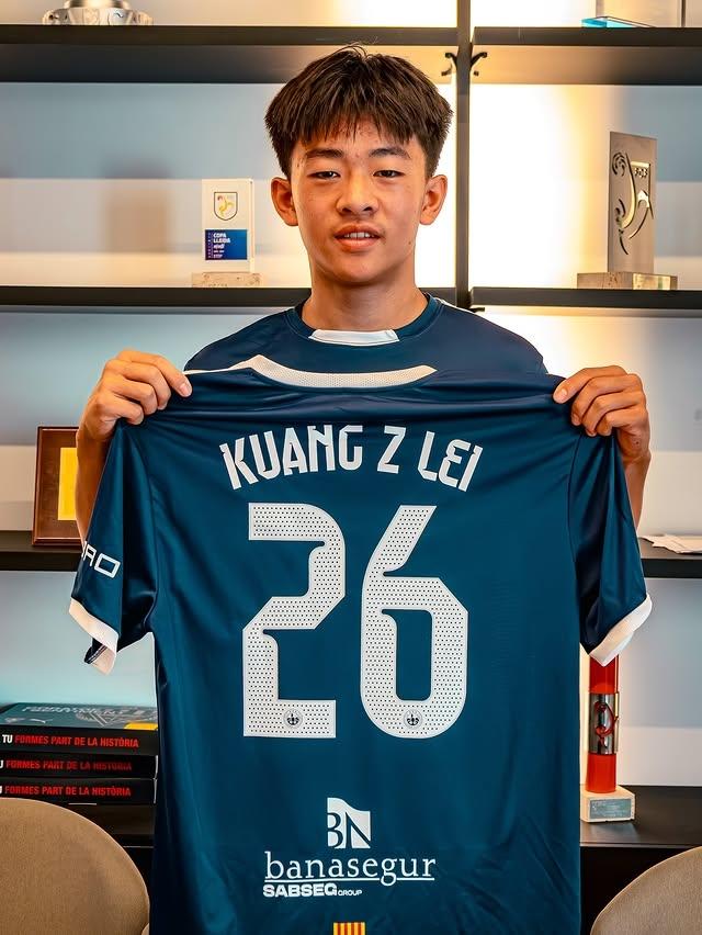 卡拉格：华丽进攻型球队未必能登顶，但图赫尔的英格兰配得上热爱